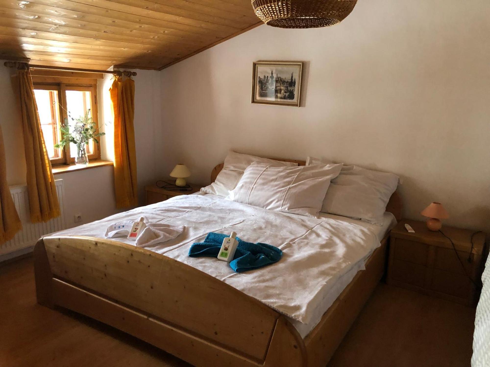 Chaloupka U Jiriho Hotel Nova Pec Bagian luar foto
