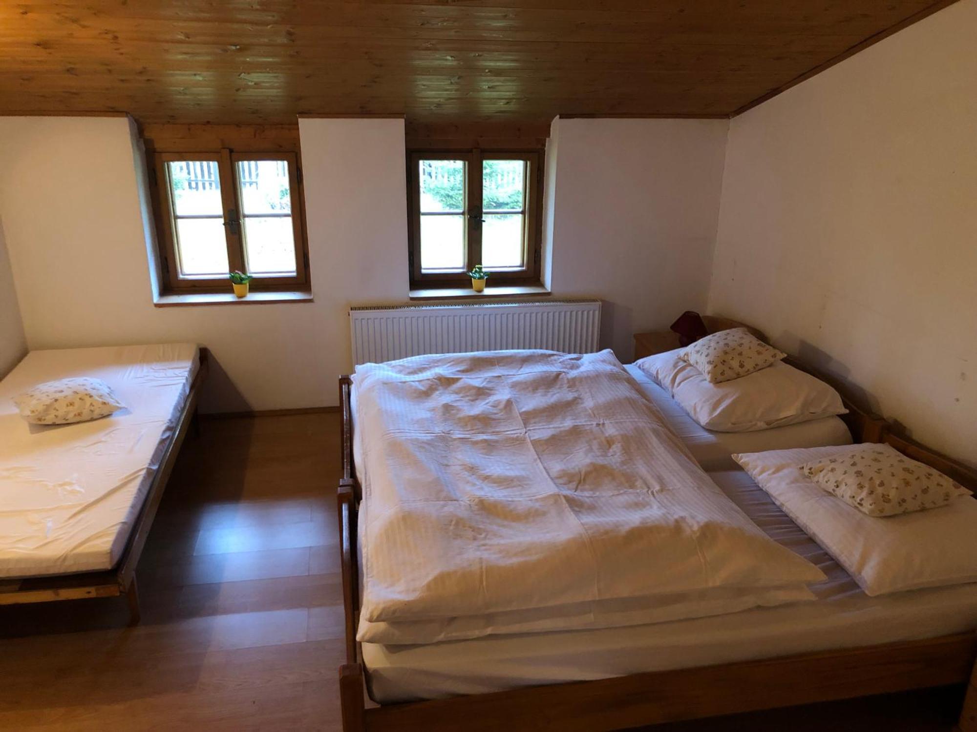 Chaloupka U Jiriho Hotel Nova Pec Bagian luar foto